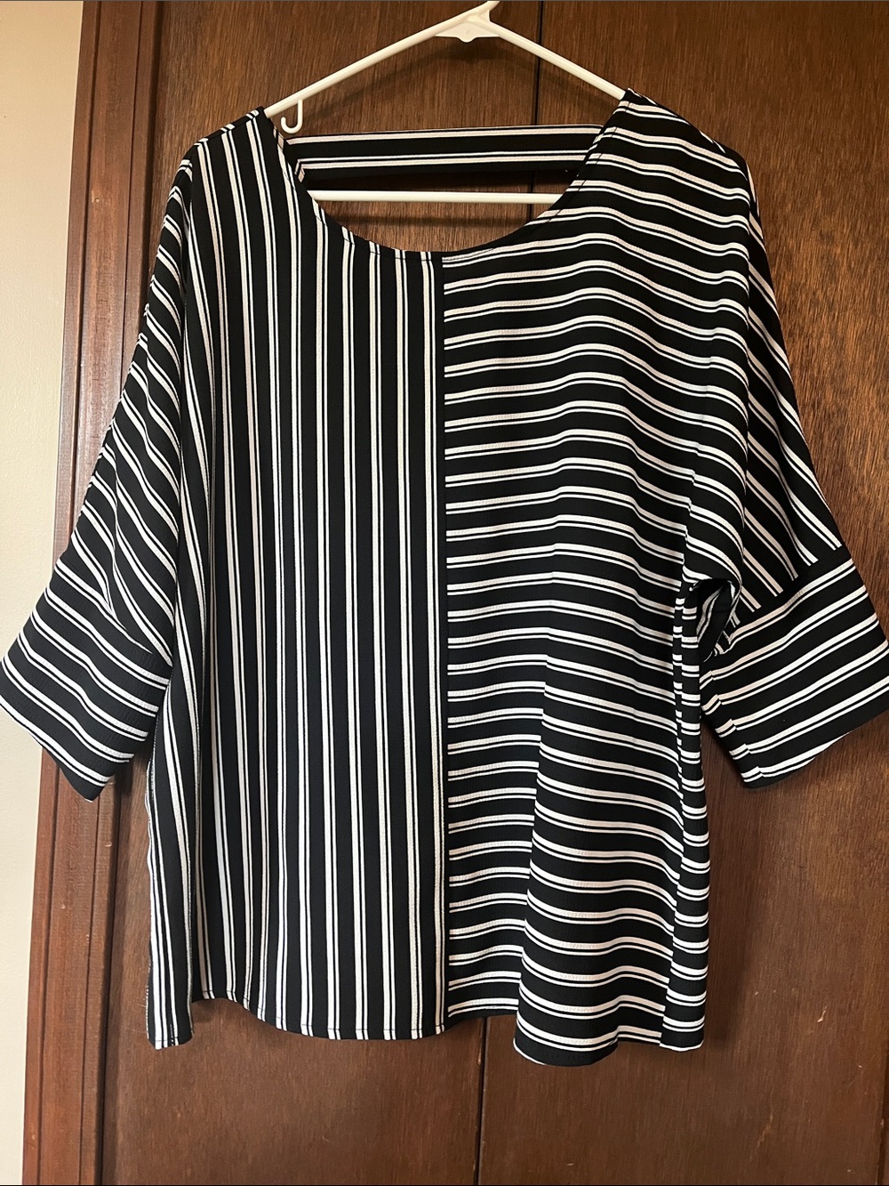 Apt. 9 Large Black and White Mixed-Stripe Boxy Blouse